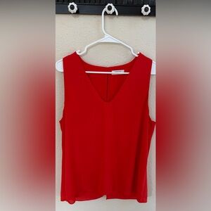 Aritzia Babaton sleeveless blouse. Tomato red color. Size L. Excellent condition